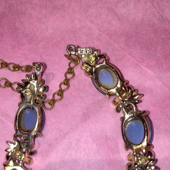 BSK Vintage smooth blue double layer irredecent beaded necklace with rhinestones - Picture 10 of 12